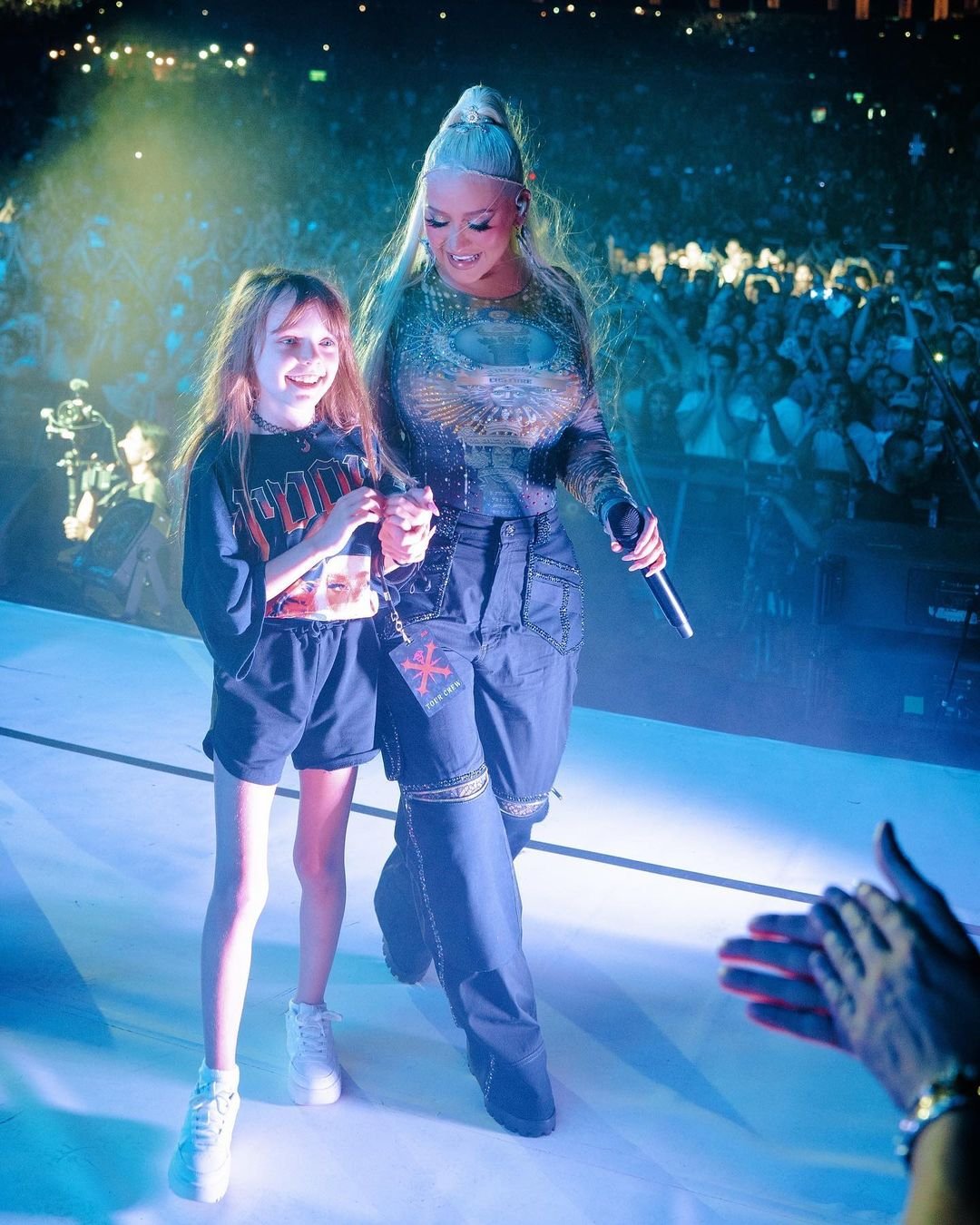 Christina Aguilera Brings Daughter Summer Onstage To Celebrate Her 9th Birthday